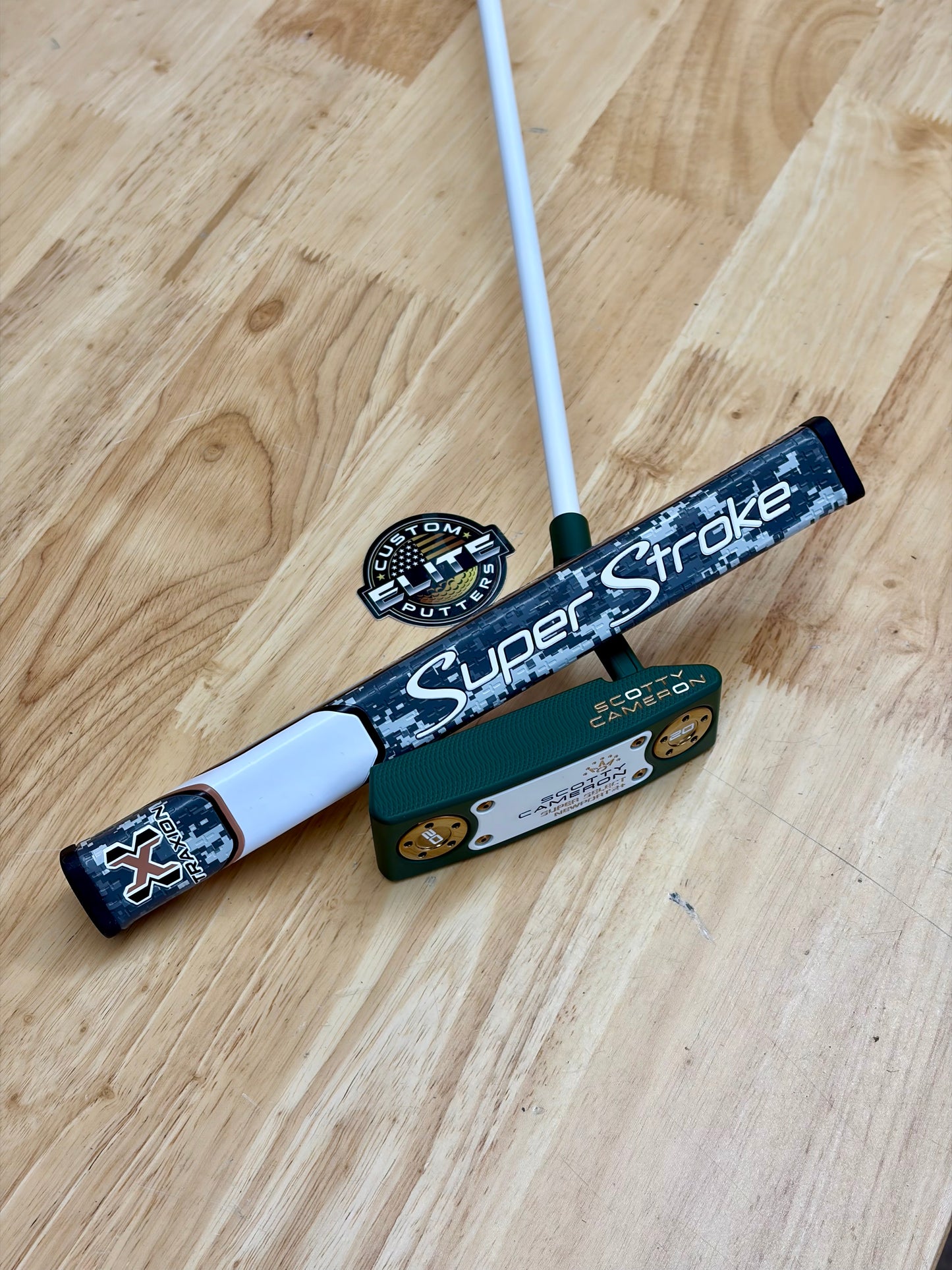 Scotty Cameron Super Select Newport 2 +