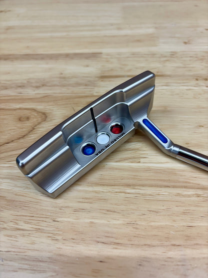 Scotty Cameron Super Select 2.5 (USA)